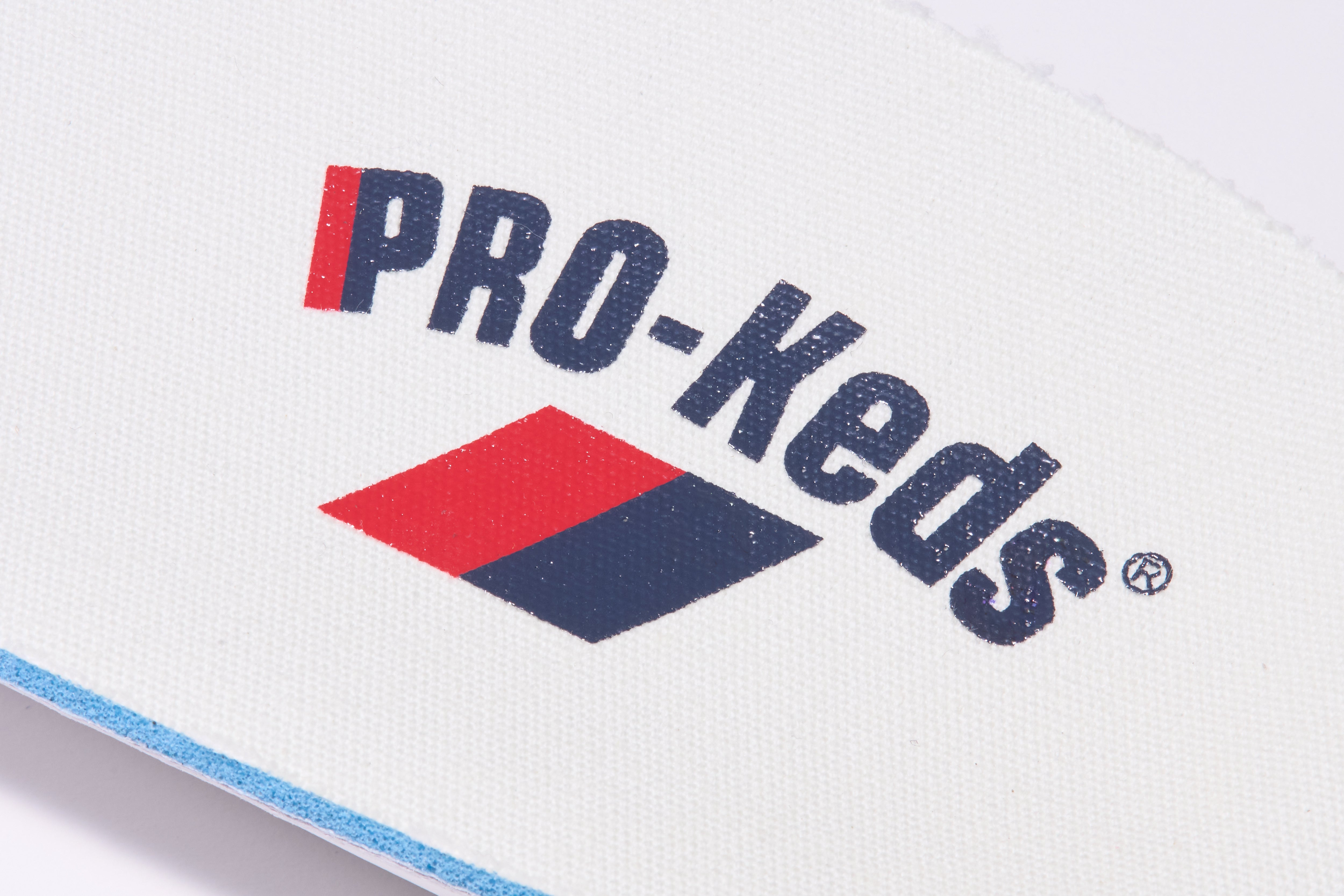 ロイヤルアメリカ ハイ 〈ウォータープルーフ〉レッド PN1221WPRD – Keds