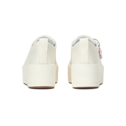 スカイラー レザー デイジー チャーム オフホワイト WH69257